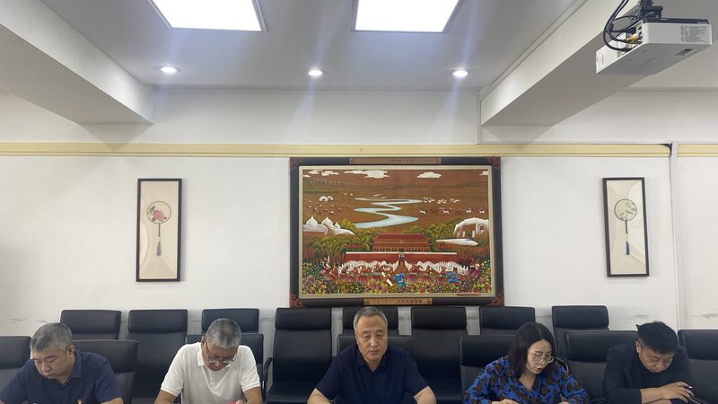 教材的编写质量直接关系到教学效果。优秀的教材应具备以下特点：